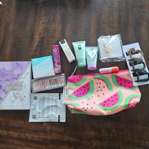 Tarte Lil Bloom Eyeshadow Palette - Cream and Gold